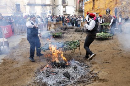 Valls viu aquest diumenge, 25 de gener, la 44a edició de la Gran Festa de la Calçotada.