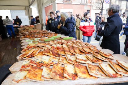 Valls viu aquest diumenge, 25 de gener, la 44a edició de la Gran Festa de la Calçotada.
