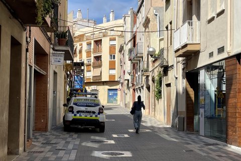 Uno de los casos tuvo lugar en los vestuarios de la comisaría con otra agente.