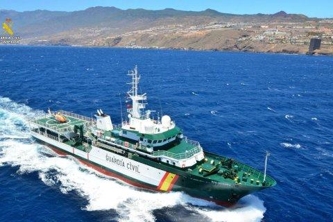 Una de las embarcaciones de la Guardia Civil lactivadas.