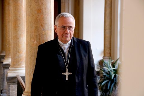 El arzobispo de Tarragona, Joan Planellas.