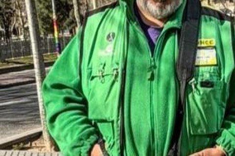 José Luis Álvarez, que habitualmente se pone en la plaza del Ayuntamiento de Cambrils.