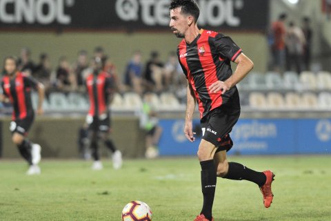 Cuenca llegó a hacer la pretemporada con el Reus, pero no llegó a debutar.