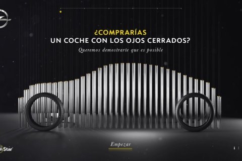 Original reto a los usuarios a valorar si comprarían un coche con los ojos cerrados.