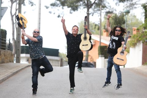 Tito Fèlix, Sergi Fèlix y José Montañés, integrantes de Vergüenza Ajena.