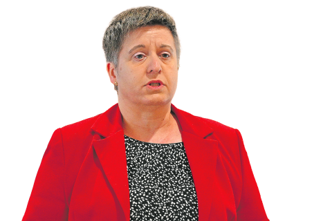 Rosaura Alastruey imparte talleres para concienciar de las ventajas del networking.