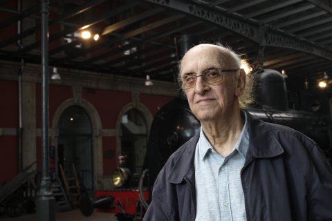 El escritor griego Petros Markaris.