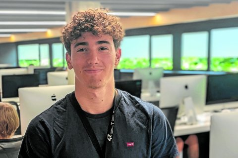 René Barbier Pérez  (Falset, 21 años), en el campus 42 Barcelona de la Fundación Telefónica.