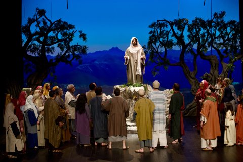 El Patronat de la Passió incorpora una quinzena d’artistes a les representacions.