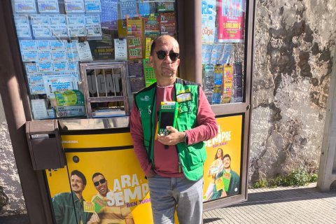 Juan Luis Cansado, vendedor de la ONCE que ha llevado la suerte a Torredembarra