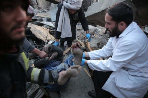 El hospital de Kabul con 400 víctimas mortales tras el ataque aéreo.