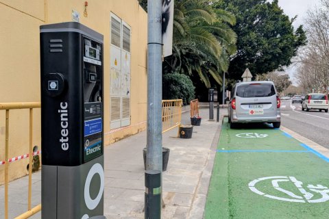 Uno de los nuevos puntos de la calle Robert Gerhard.