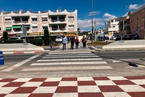 La C-31 pasa por el centro urbano de Cunit.