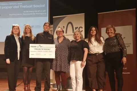 La ganadora recogió el premio por su trabajo para la mejora de la calidad de vida de los mayores