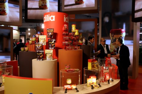 Las diversas novedades de Idilia presentes en el salón Alimentaria 2026, como una Nocilla de pistacho o un ColaCao con galletas recubiertas de chocolate