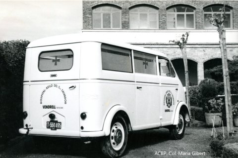 La primera ambulancia de El Vendrell llegó en marzo de 1961.
