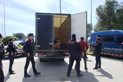Registro en un camión en el área de L