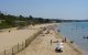 Imagen de la zona vallada en la Platja Llarga de Tarragona que delimita el espacio que pueden ocupar los perros