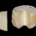 Queso Crottin de Chavignol.