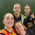 Abajo, Elvira Rad y Aliona Skobina (manager team);arriba Anastasia Kolish y Andrea Todorovic.