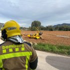 El autogiro ha caído en el campo de aviación.