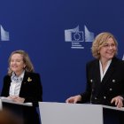 Nadia Calviño, presidenta del Banco Europeo de Inversiones, y Henna Virkkunena, vicepresidenta de la Comisión Europea.