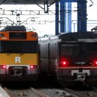 Imagen de dos trenes de Rodalies
