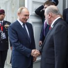 El presidente ruso, Vladimir Putin, junto al rey de Malasia, Sultan Abdullah, en una imagen reciente.