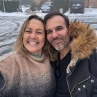 Navarro y Marco durante su viaje a Waterloo, en el marco de la preparación del libro