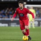 Moi Delgado refuerza el carril izquierdo grana.