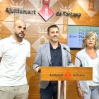 Víctor Grau, Jordi Jordan i Mar Lleixà, avui durant la prèvia del ple municipal.