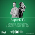 Joel Medina conversa amb la veu del vestuari del Reus, Xavi Jaime