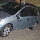 Uno de los coches dañados este fin de semana en una calle de Creixell.