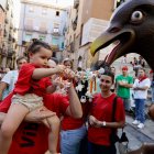 Entrega del xumet a la Víbria a la plaça de Cols.