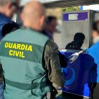 Imagen de un control en una de las gasolineras investigadas