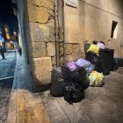 Basuras en la calle d'en Riudecols.