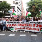 Cabecera de la manifestación convocada por el Sindicat d’Estudiants para denunciar el genocidio en Gaza en Tarragona