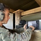 Entrenamiento de la Brigada Paracaidista del Ejército de Tierra en el Campo de Tiro y Maniobras de Casas de Uceda (Guadalajara).
