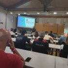 L'intendent Cases ha impartit una sessió a la Diputació.