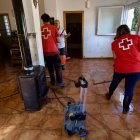 Voluntaris de Creu Roja i ADF a Alcanar Platja