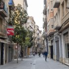 El carrer Sant Blai, abans el carrer comercial, ha patit una gran degradació els últims anys.