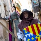 Els gegants de la Colla La Pessigolla han recorregut els carrers de Valls