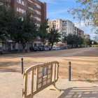 Desde este lunes no se puede aparcar ni cruzar el paso entre las calles Bertran y Andalusia.