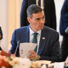 Pedro Sánchez durante la cumbre de líderes MED-9