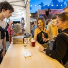 Durante los tres días de feria, se sirvieron 2.450 litros de cerveza y se vendieron 2.566 vasos reutilizables