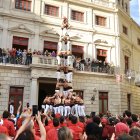 Els Xiquets de Reus han tornat a fer el 3de9f a la plaça del Mercadal a l'última diada de la temporada.