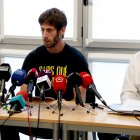 El portaveu de Cel Net, Adrià Pallejà, durant la roda de premsa