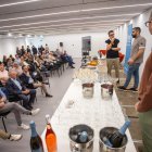 Moment del 'showcooking' al Centre Cívic Gregal.