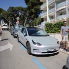 La zona azul llegó a más calles este verano.