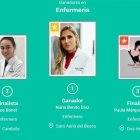 Zoe Bonet (i) ha sido nombrada segunda mejor enfermera de España